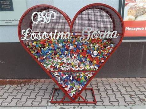 Metalowe serce do zbiórki plastikowych zakrętek
