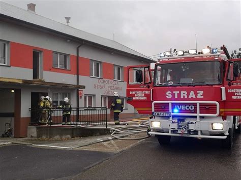 schemat rozmieszczenia ekranów informacyjnych w remizie strażackiej