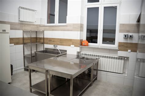 Zdjęcie wyremontowanej kuchni i zaplecza w remizie OSP Jasienica