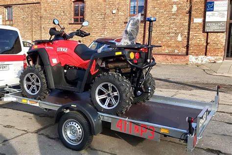Zdjęcie lekkich pojazdów ratowniczych i wsparcia dla KP PSP Hajnówka (Ford Ranger, Quad Polaris, tankery)