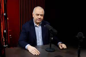 Jacek Sasin podczas wywiadu w programie 