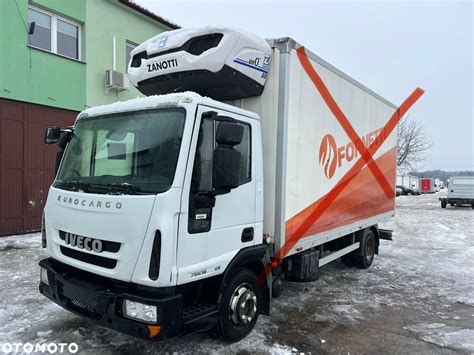 Zdjęcie nowego podwozia Iveco Eurocargo bez zabudowy, gotowego do adaptacji