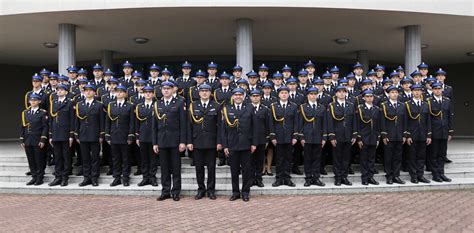 Tematyczne zdjęcie kadetów klasy strażackiej w Nowym Targu podczas szkolenia lub ćwiczeń