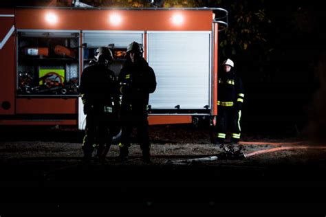 Photo of OSP firefighters during a night intervention
