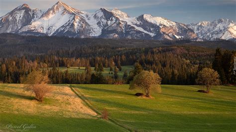 panoramiczny widok na Tatry z Podhala
