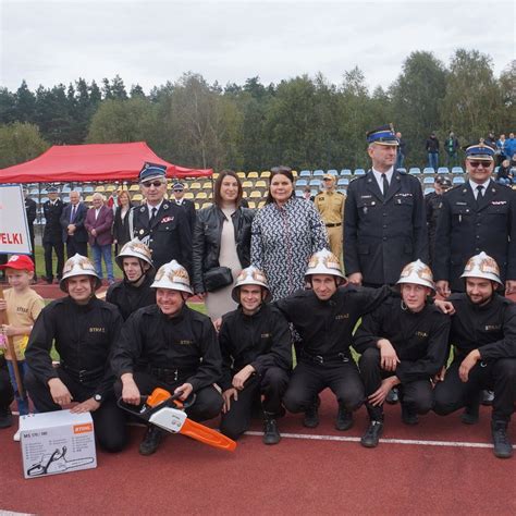 Drużyna OSP Andrzejów na podium zawodów sportowo-pożarniczych