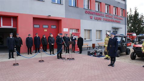 zdjęcie nowego sprzętu zakupionego przez OSP Linia