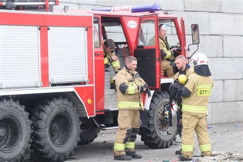 Zdjęcie wraku samochodu po pożarze