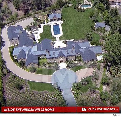 Zdjęcie zwęglonego terenu wokół posiadłości Kim Kardashian i Kanye Westa w Hidden Hills
