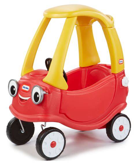 zdjęcie jeździka Little Tikes Cozy Coupe w wersji wóz strażacki z widocznym wężem i uśmiechniętą buźką