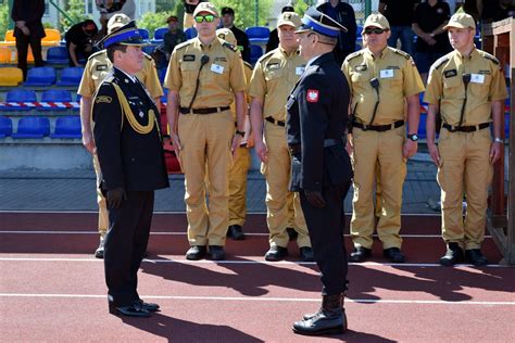 zdjęcie Aleksandera Celarka podczas zawodów sportowych strażaków