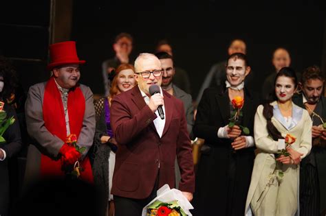 Fotografia ze spektaklu teatralnego grupy 