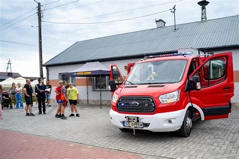 Zdjęcie nowego samochodu pożarniczego OSP Gorzyce (Gmina Gorzyce)