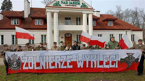 zdjęcie wyremontowanego dachu DPS w Nowym Miszewie