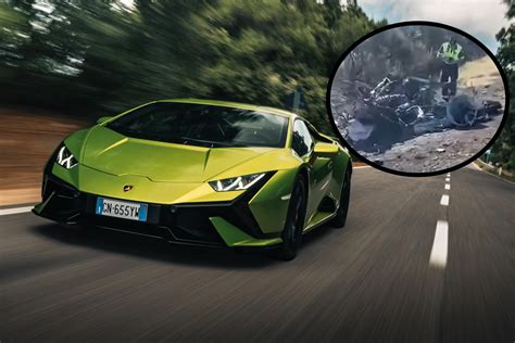 Zdjęcie zniszczonego Lamborghini Huracan Evo po wypadku w Warszawie