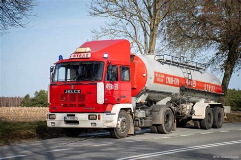 Zdjęcie ciągnika siodłowego Jelcz C422 z naczepą-cysterną Metalchem CN18 na sprzedaż