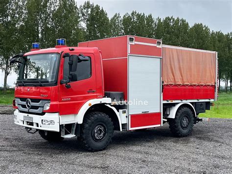 Zdjęcie średniego samochodu ratowniczo-gaśniczego Mercedes Benz Atego 1326