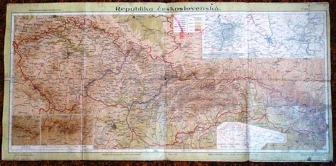 Stara mapa Aleksandrii z zaznaczeniem lokalizacji Bruchejonu i Serapejonu