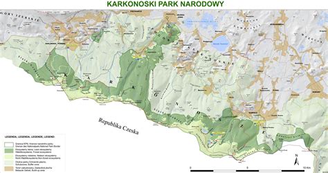Mapa Karkonoskiego Parku Narodowego z zaznaczonymi szlakami i schroniskami