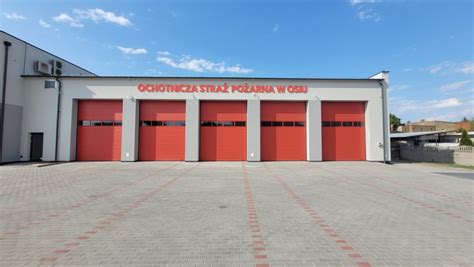 Remiza straży pożarnej fabryki Vitra projektu Zahy Hadid, przykład dekonstruktywizmu