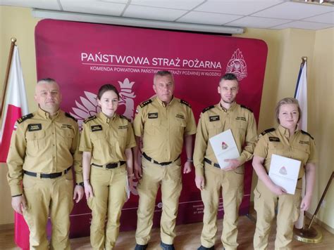 Graficzne przedstawienie zmian w umundurowaniu służbowym PSP po 2021 roku