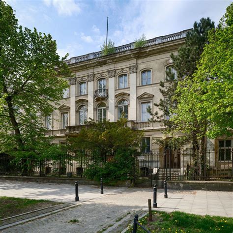 Miejsce interwencji służb w Al. Ujazdowskich