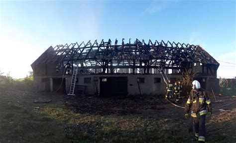 Spalona stodoła w Kolonii Staw Ujazdowski
