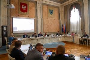 Schematyczny plan rozmieszczenia szkół podstawowych i zespołów szkolno-przedszkolnych w regionie