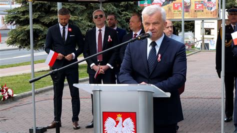 Uroczystości 3 Maja w Łagiewnikach: procesja z pocztami sztandarowymi