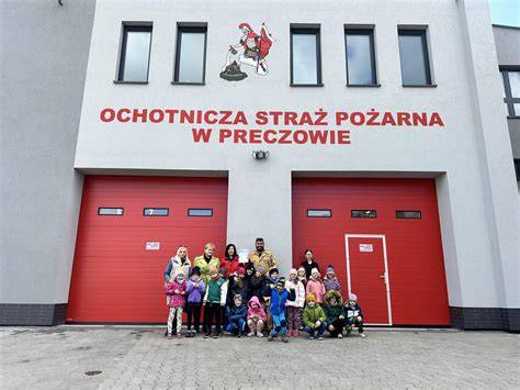 Zdjęcie archiwalne lub historyczna dokumentacja założycielska jednostki OSP Preczów