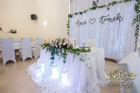 dekoracja światłem sali weselnej