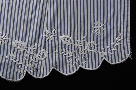 fragment materiału bawełnianego przypominającego dres