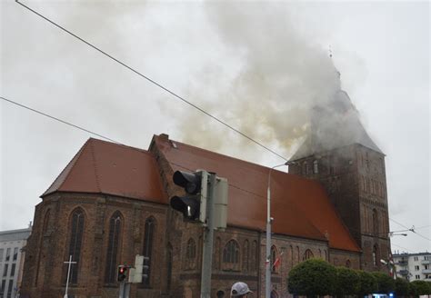 Archiwalne zdjęcie katedry w Gorzowie przed pożarem