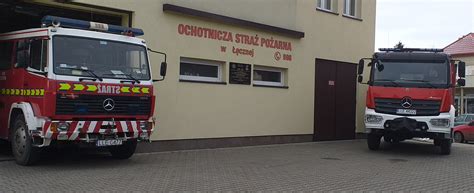 Zdjęcie historyczne przedstawiające wczesne lata działalności OSP Żernica.