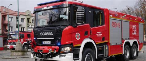 zdjęcie ciężkiego samochodu ratowniczo-gaśniczego SCANIA OSP Śmiłowice