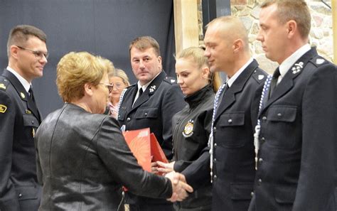 Uroczystość strażacka z licznymi gośćmi i paradą