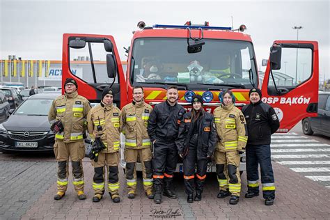 zdjęcie zespołu OSP Jodłowno podczas ćwiczeń