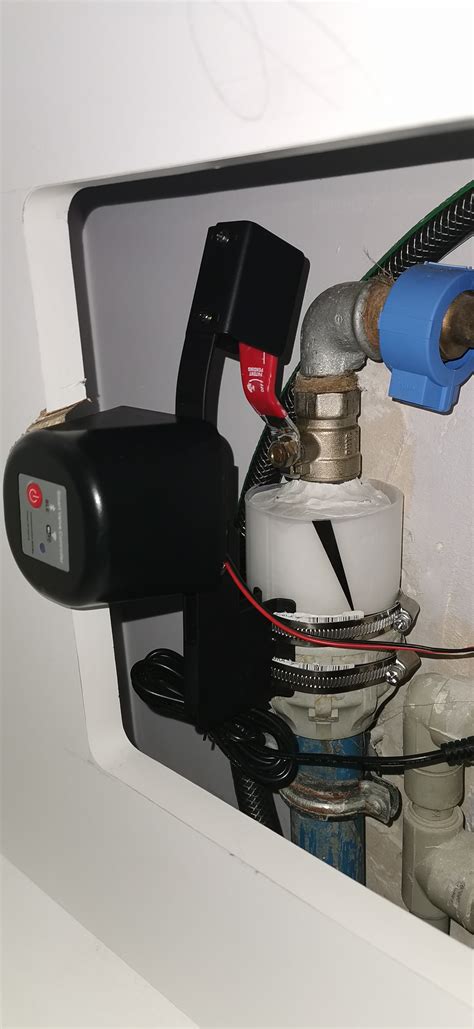 animacja pokazująca automatyczne zamykanie się zaworu przeciwpożarowego w reakcji na dym