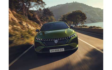 Nowy model samochodu Peugeot