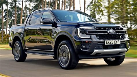 Nowy samochód patrolowo-gaśniczy Ford Ranger XL Lasów Państwowych