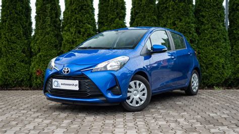 Zdjęcie samochodu szkoleniowego Toyota Yaris lub Opel Corsa