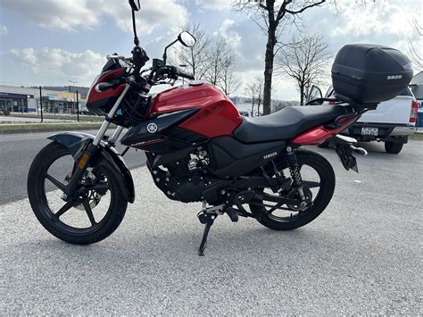 Zdjęcie motocykli szkoleniowych: Yamaha YS 125 i BMW G310R