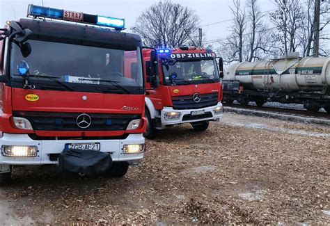 Akcja gaśnicza pociągu towarowego i osobowego