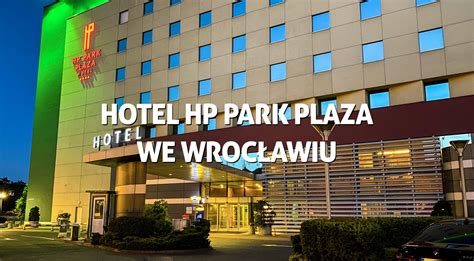 Zdjęcie hotelu HP Park Plaza po pożarze, widoczne służby ratunkowe