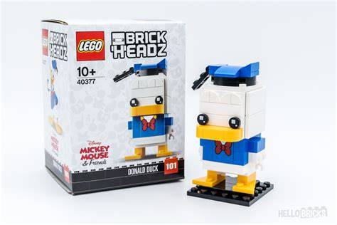The LEGO BrickHeadz 40377 Donald Duck figure standing on its base with visible details of its sailor outfit, orange beak, and feet.