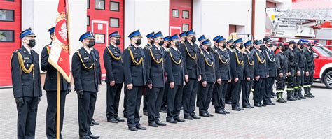 Zdjęcie Romana Krzywca w mundurze strażackim