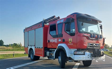 Zdjęcie przedstawiające obecną, prowizoryczną remizę OSP Słomczyn (blaszak)