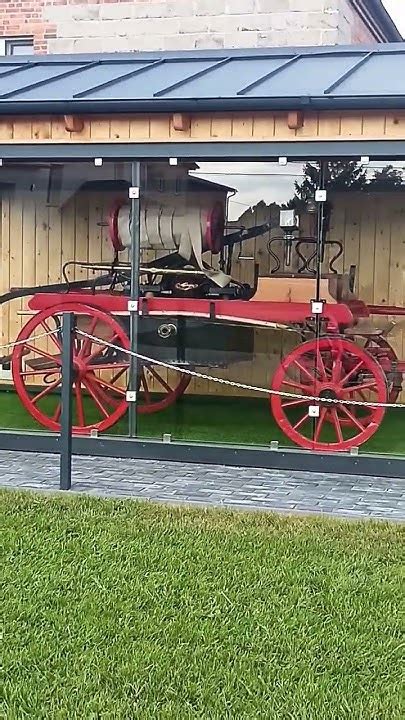 Obiekty historyczne Wysocka Małego (dworek, kapliczki, sikawka konna)