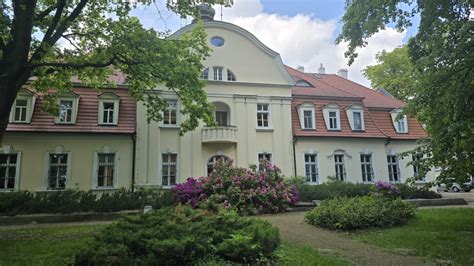 Zamek w Grabowie nad Prosną z XV wieku - rekonstrukcja lub historyczna ilustracja
