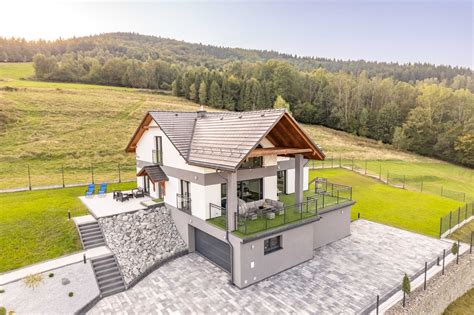 zdjęcie altany do wynajęcia, z widokiem na miejsce do grillowania i odpoczynku
